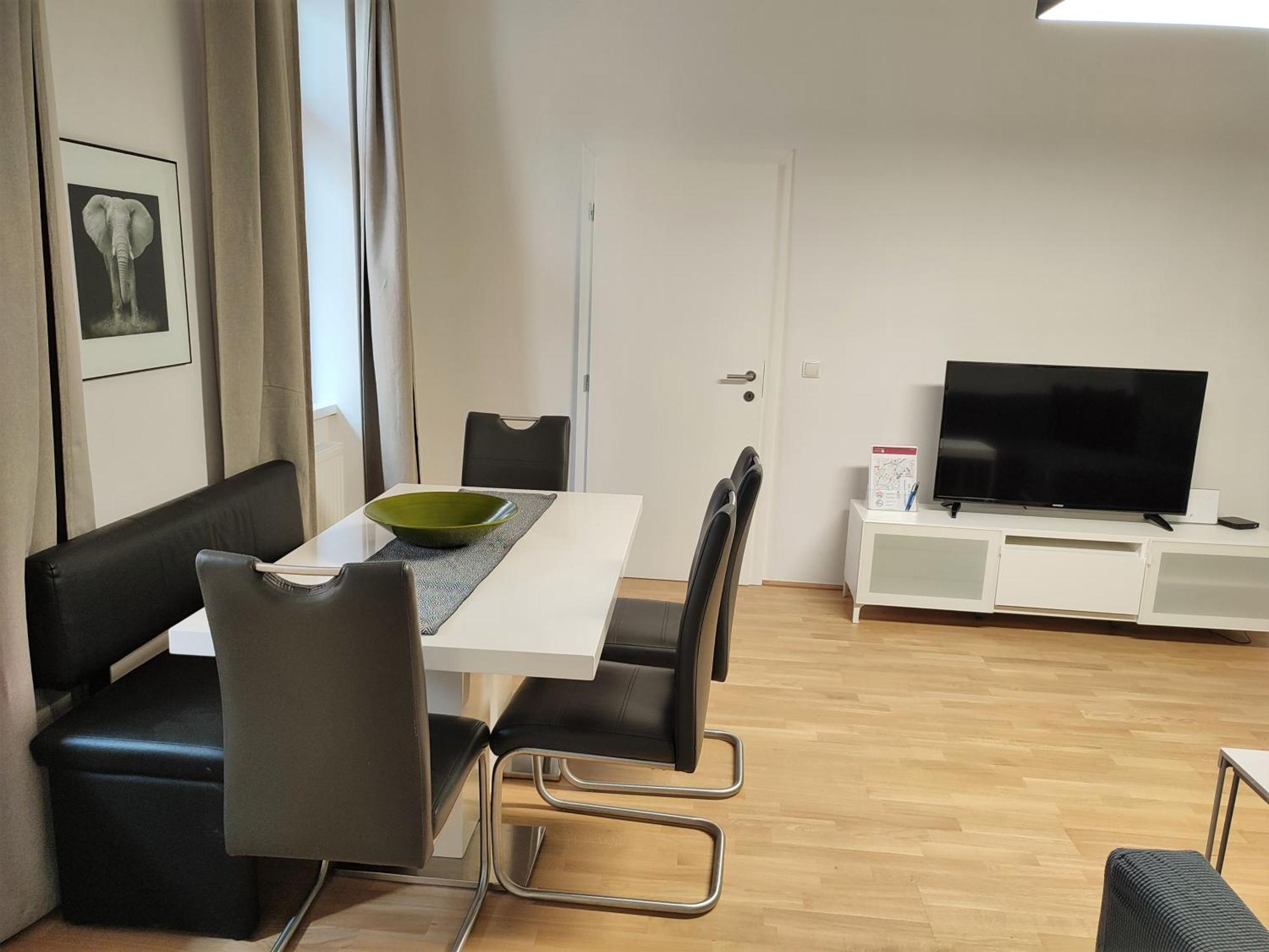Devich 1614 Apartment *